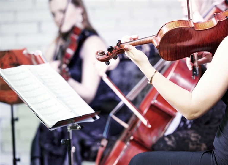 Luchtbevochtiging en luchtontvochtiging voor concertzalen en theaters